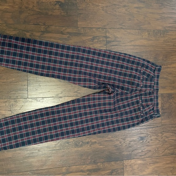 Hollister plaid pants - Picture 2 of 2
